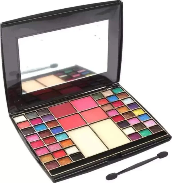 Naughty Girl 54 Colour 4 in 1 Eyeshadow Palette